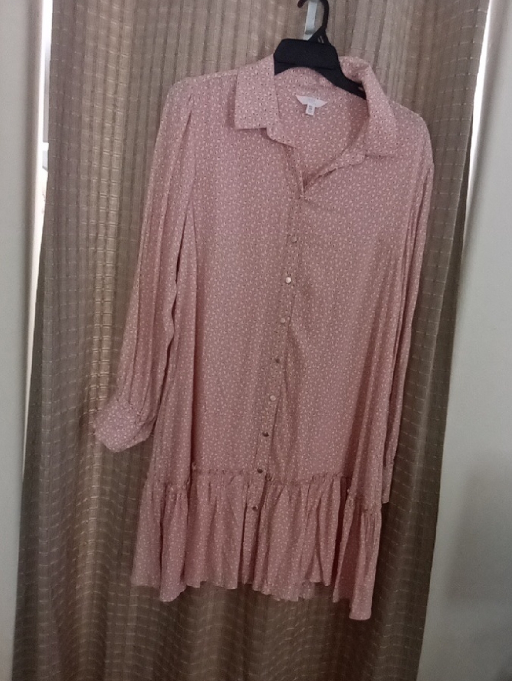 Time & True Women's Pink Button-Front Ruffle Hem Shirt Dress